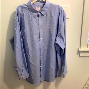 Men’s Brooks Brothers dress shirt